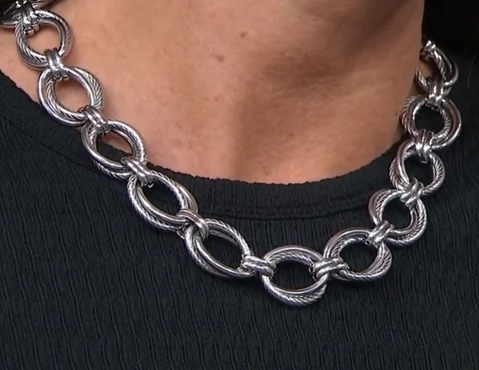 Stately Steel Silvertone Textured Oval Link Necklace, 18″
