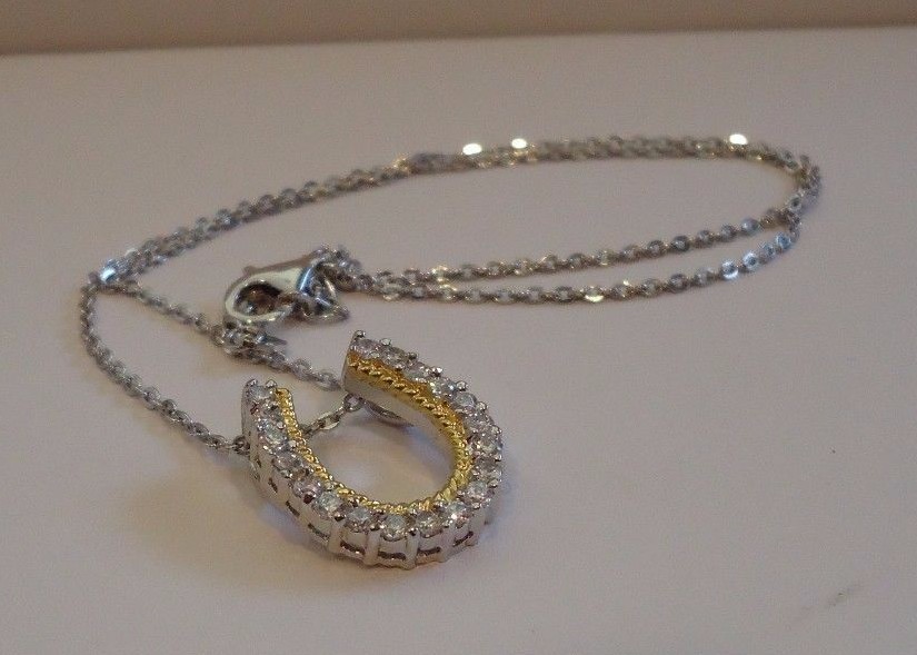STERLING SILVER HORSE SHOE NECKLACE PENDANT W/ LAB CREATED DIAMOND 19MM BY 16MM