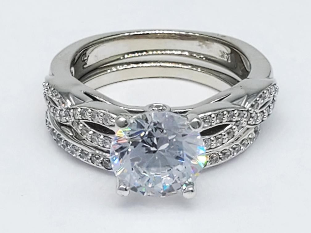 14K Solid White Gold Cubic Zirconia CZ Wedding Ring Set Size 6.5 (AP2038645)