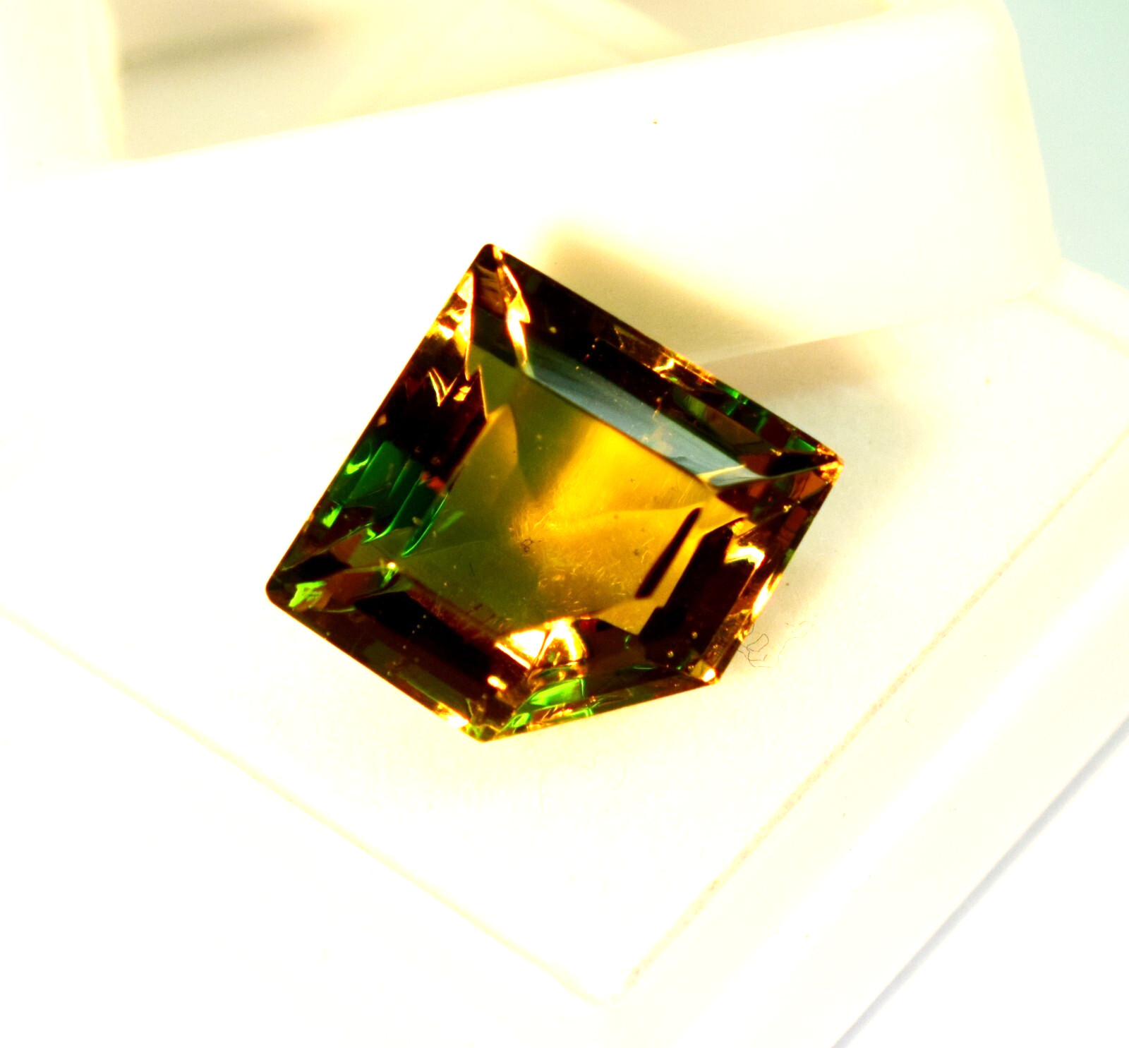 8 CT Color Changing Natural Alexandrite Certified Fancy Cut Loose Gemstone