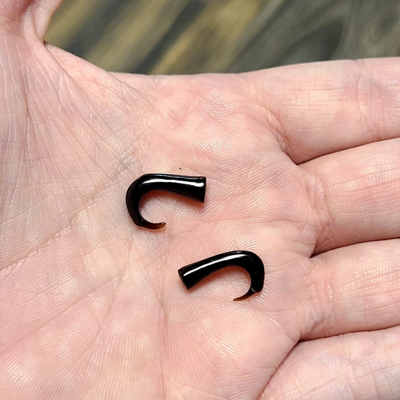 Organic Bone Ear Tapers Single Claw Talon Design – Sold as a pair