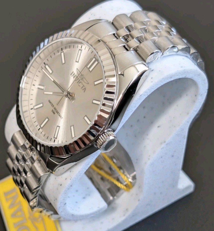 Invicta Specialty Men’s Watch (Model 47479) – Silver Dial – 43mm