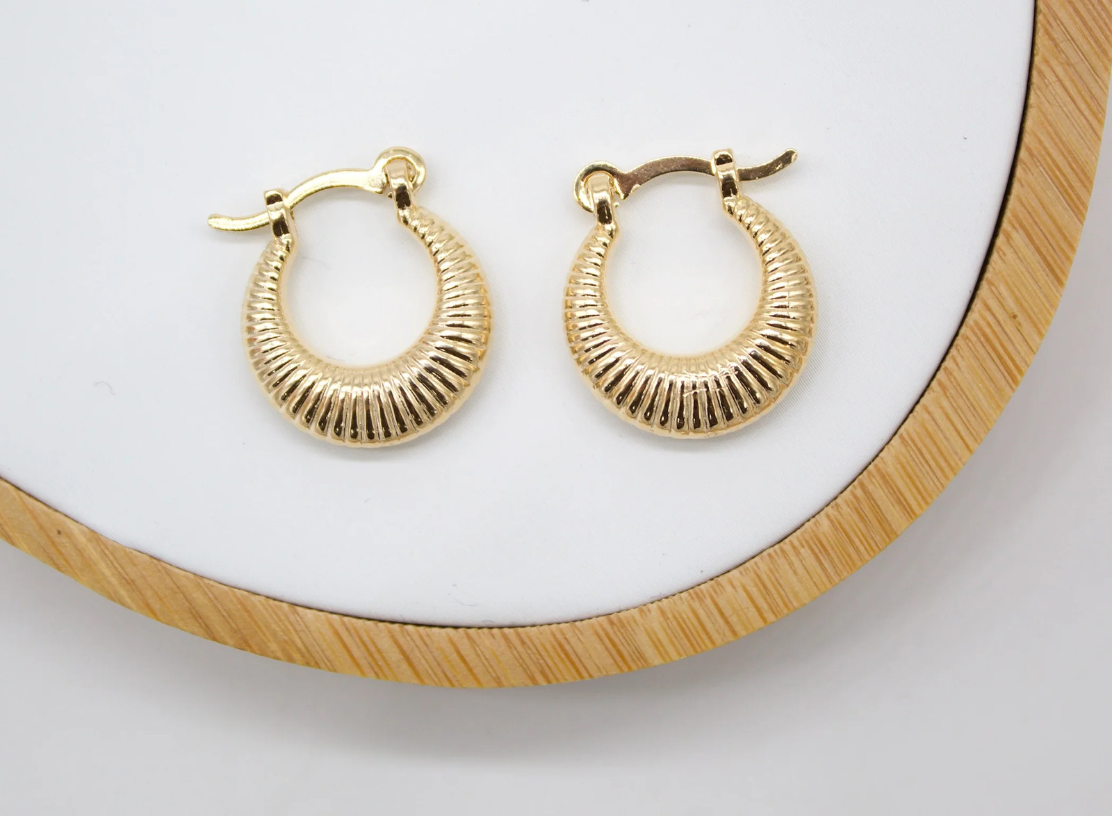 18K Gold Filled Textured Croissant Lever back Hoop Earrings (K63)