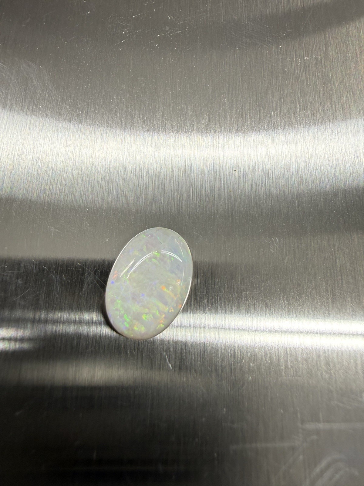3.1 ct Precious Opal Cabochon from Ethiopia – colorful!