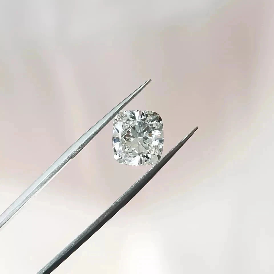 2.00 Ct Cushion Cut CVD Lab Created Diamond D/VVS2 Certified Natural Color
