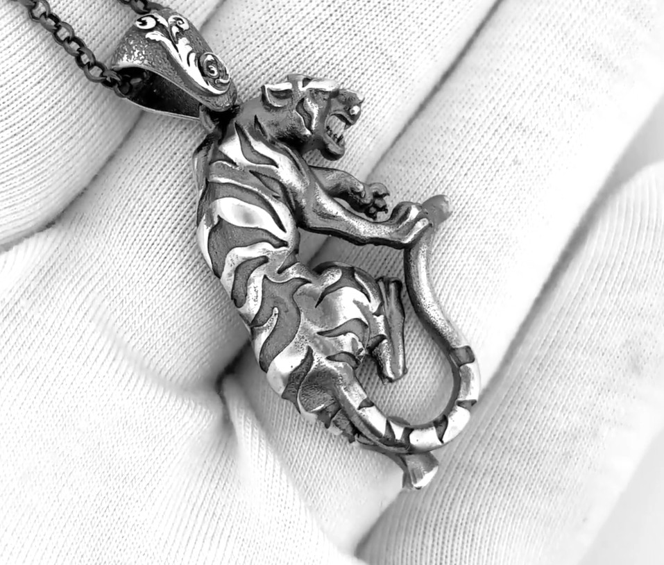 Solid 925Sterling Silver Black Climbing Panther Pendant For Unisex Tiger Pendant