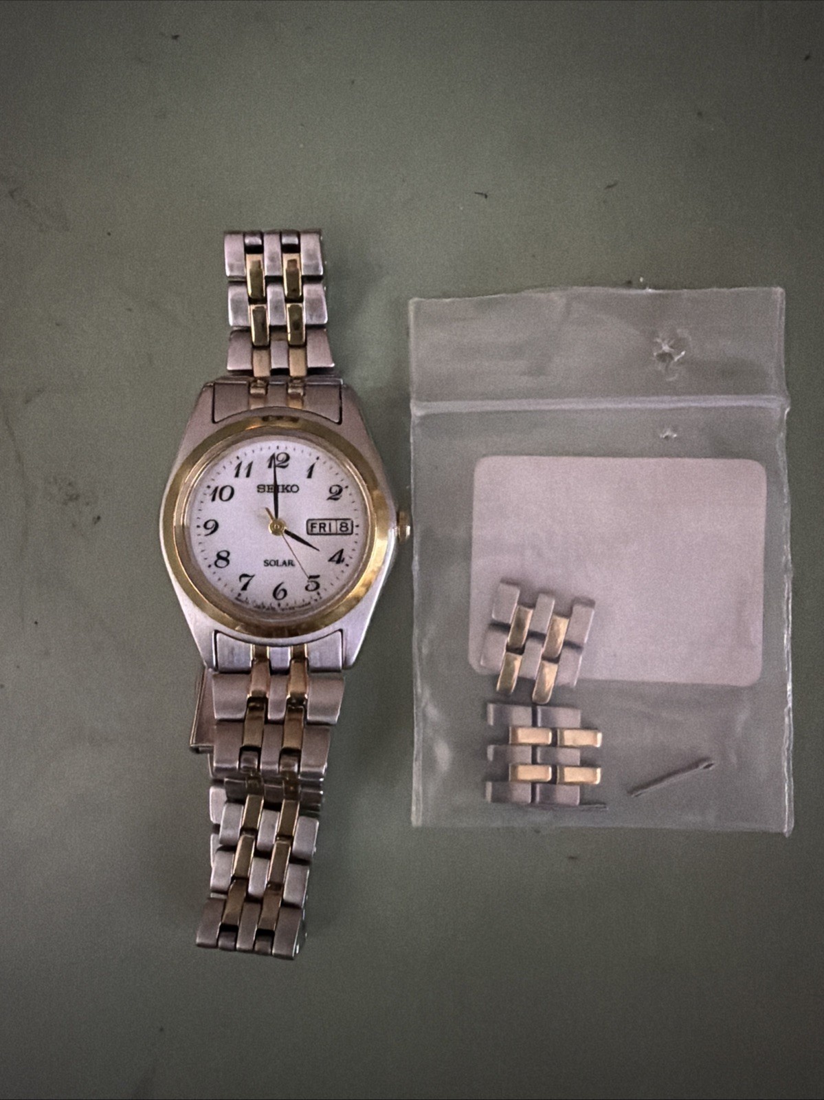 Vintage Seiko Watch Womens 24mm Two Tone Day Date 3Y03-0169 As Is Untested White