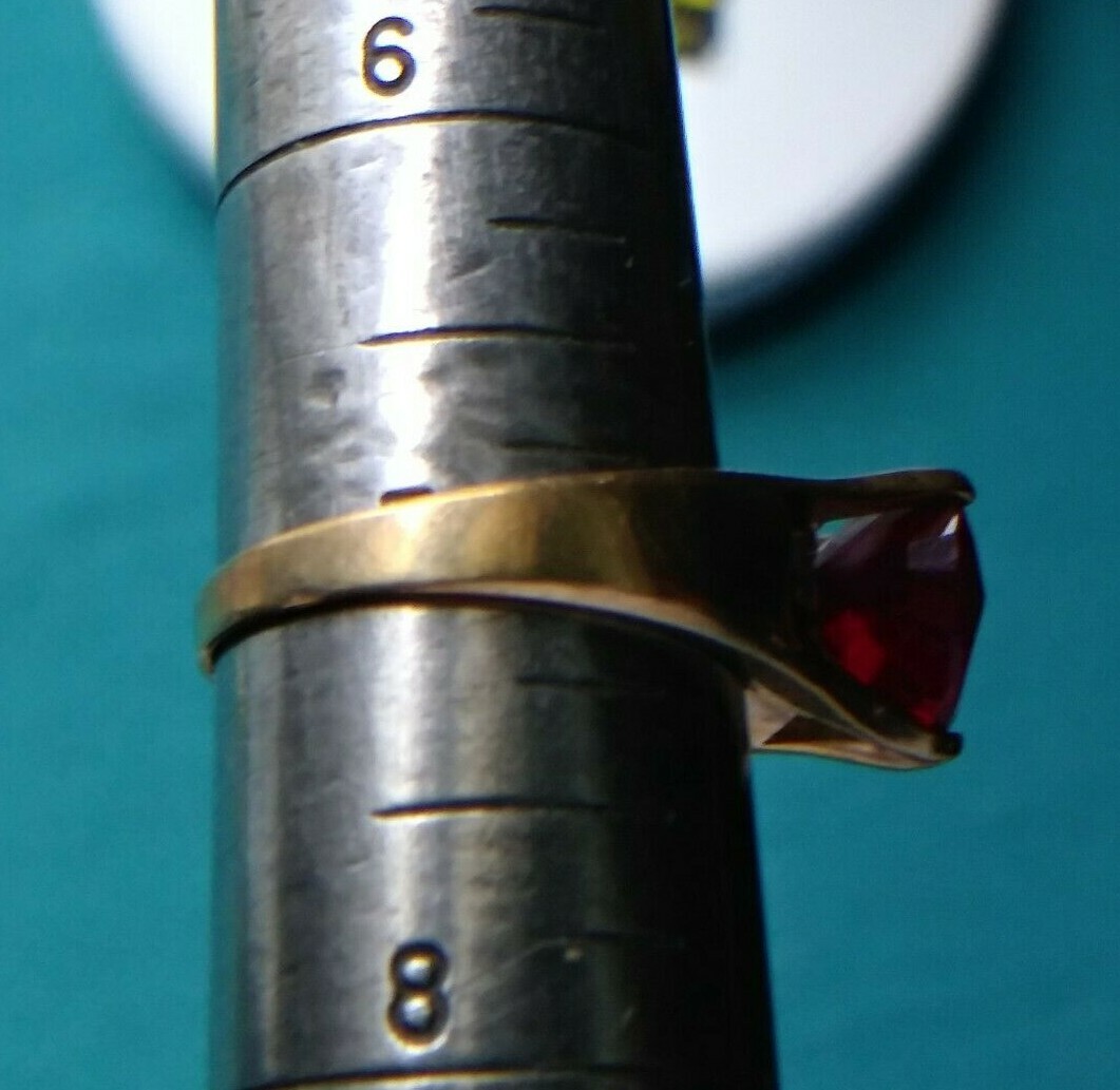 14kt Gold Ring Synthetic Ruby and 6 Princess Cut stones size 7. 5.3 gram #2094