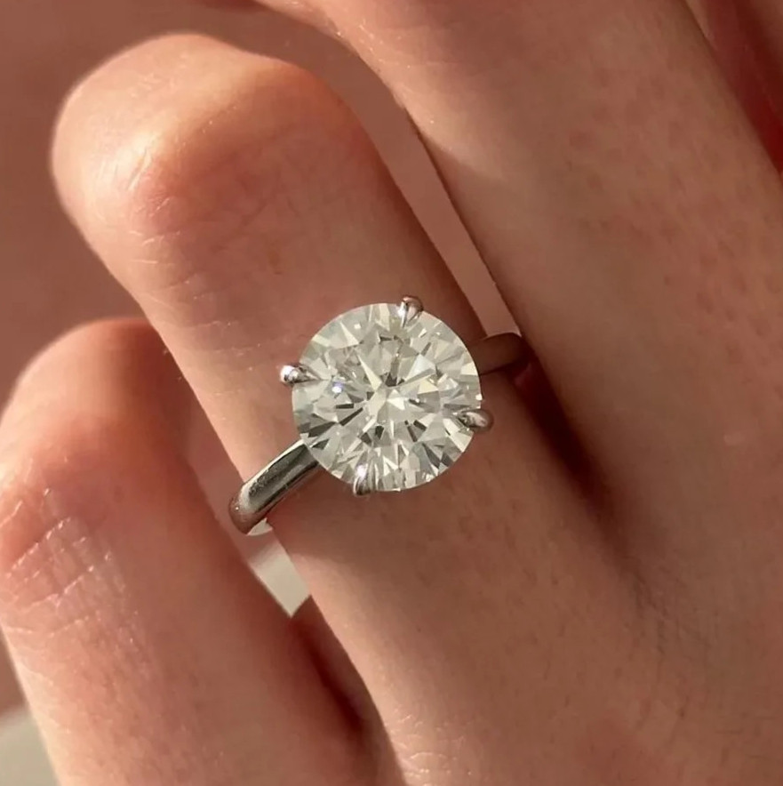 IGI 5Ct Round-Cut EF/VS1 Lab Grown Diamond Cathedral Wedding Ring Platinum 950