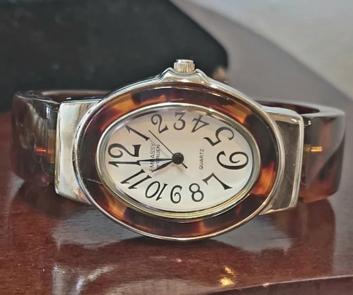 Embassy by Gruen Tortoise Shell Bangle Watch – New Battery!