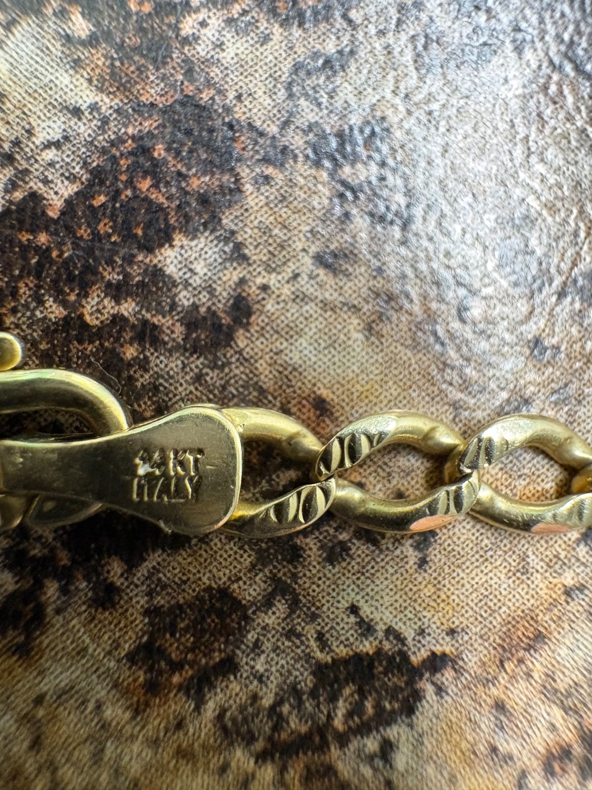 gold chain 14k figaro 24” 3mm