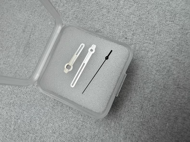 After-sales Accessories: DIY Watch Kit + Dial + Hands For 2824 c07111 Movement