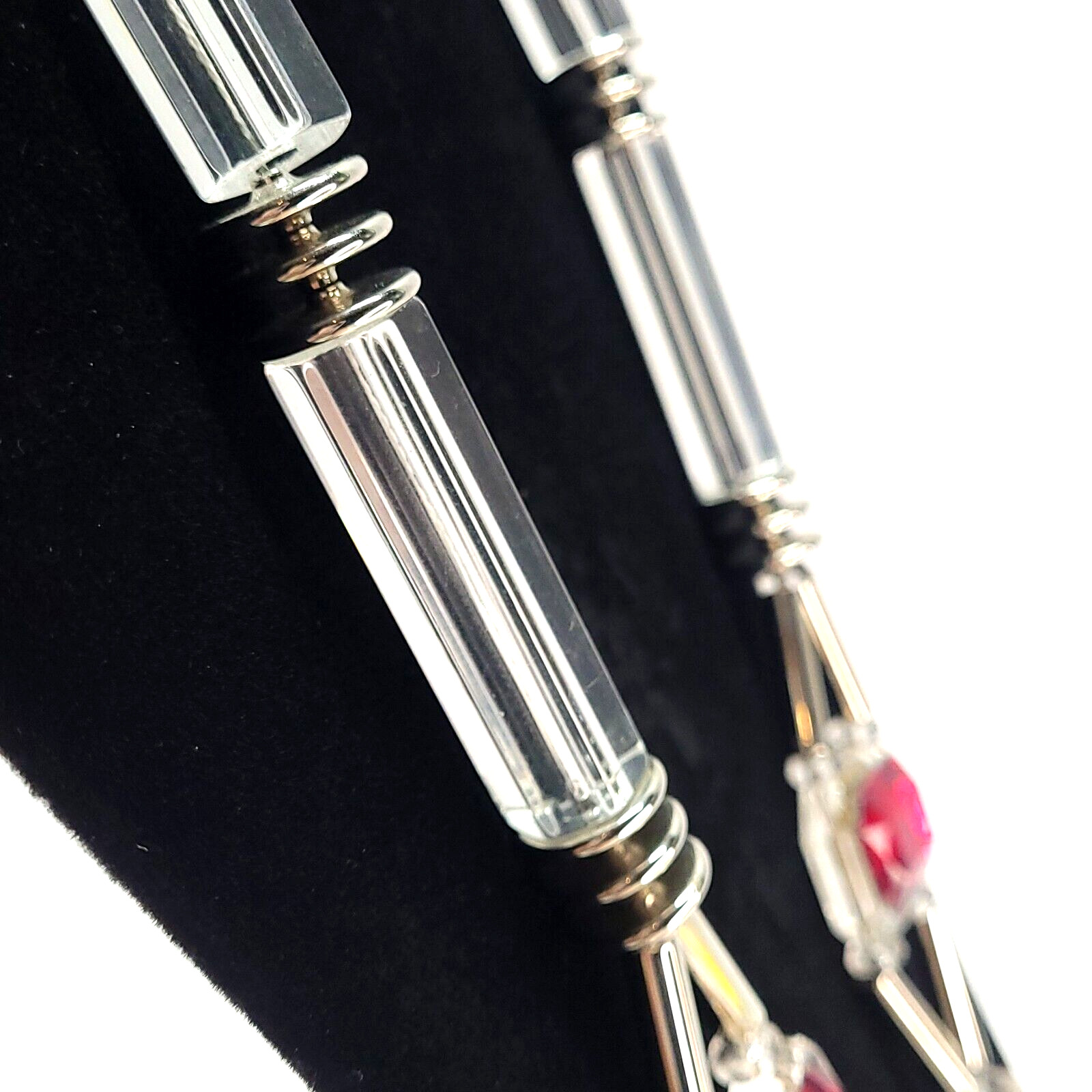 Acrylic Lucite Maximalist 80s Necklace 24″ Fuschia Silver Triangle Art To Wear