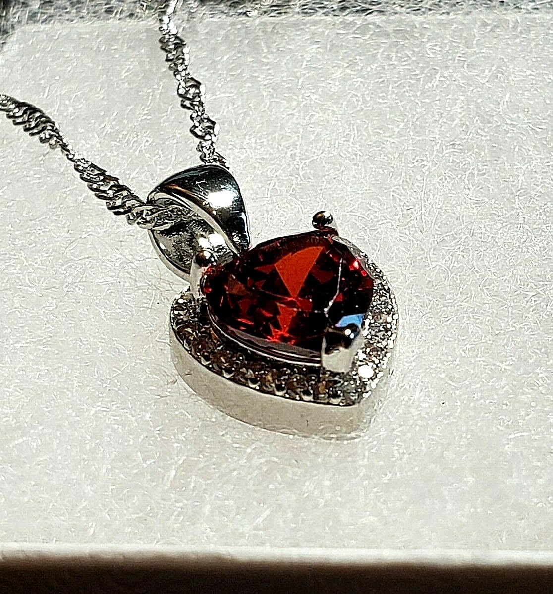 Valentine’s Da Gift/Birthday Necklace Red Heart Shape Pendant surround Crystals
