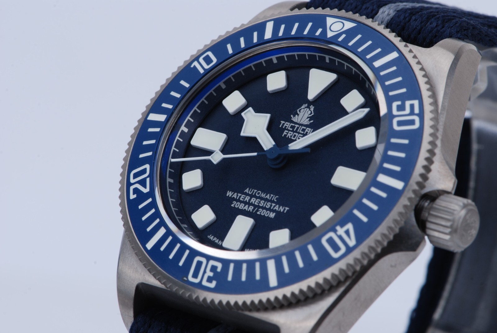 TACTICAL FROG Titanium Ti3 NH35A 200M Diver Automatic Watch BGW9 42mm Nylon