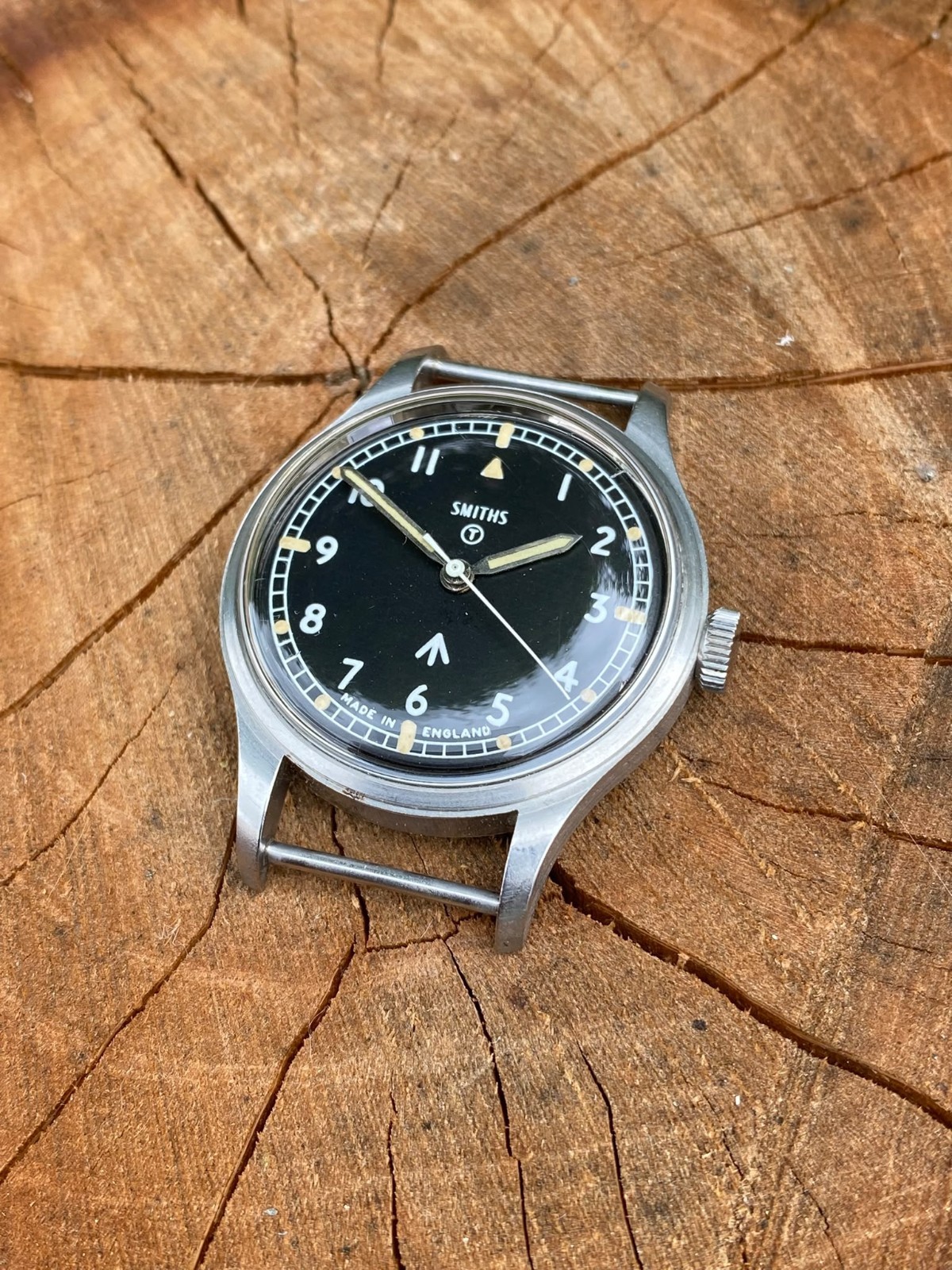 Vintage Smiths W10 ^ british army issued watch dated 1969.