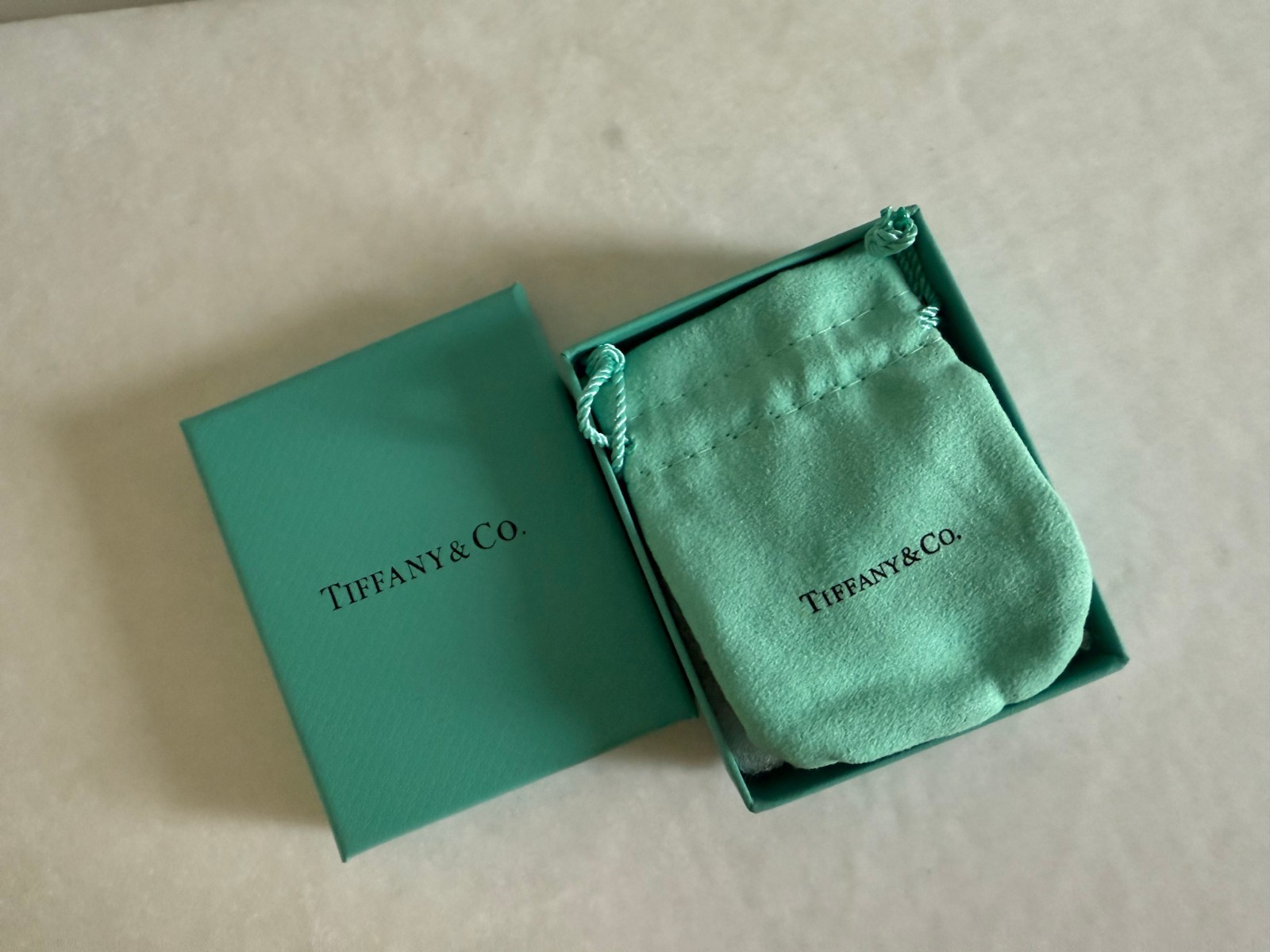 Tiffany & Co Empty 3.75″ x 3″ x 1.5″ Blue Gift Box/Travel Pouch 2pc set new