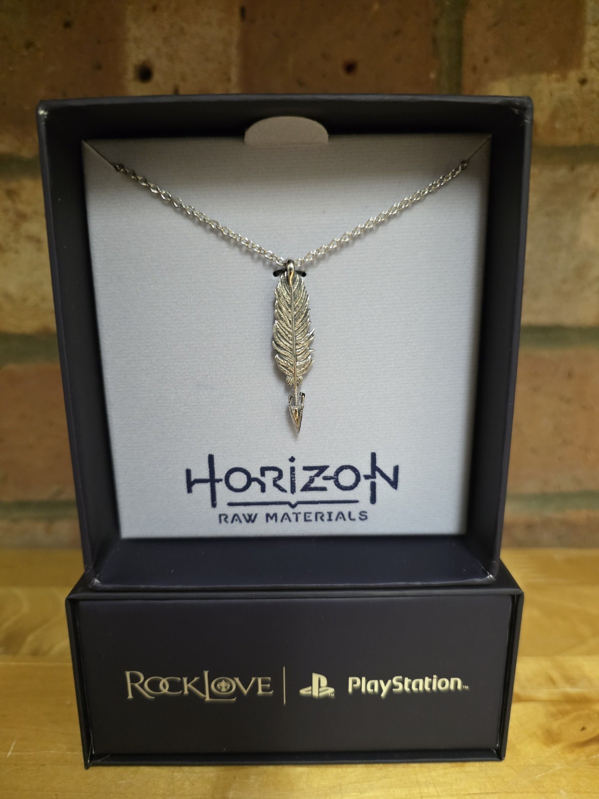 Playstation Horizon Forbidden West Aloy Feather Necklace Charm Pendant Rocklove