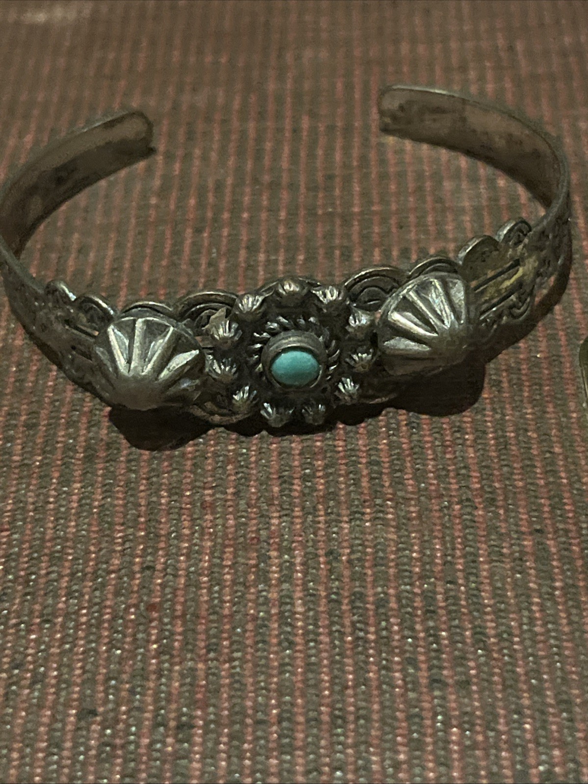 VINTAGE HANDMADE NAVAJO STERLING SILVER TURQUOISE CUFF BRACELET Fred Harvey Era