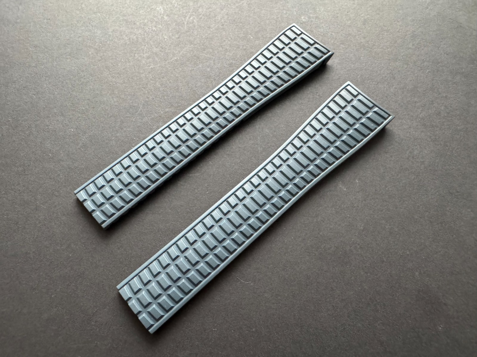 21/16mm Blue Gray Rubber Strap Watch Band Fits Patek Philippe Aquanaut 5261