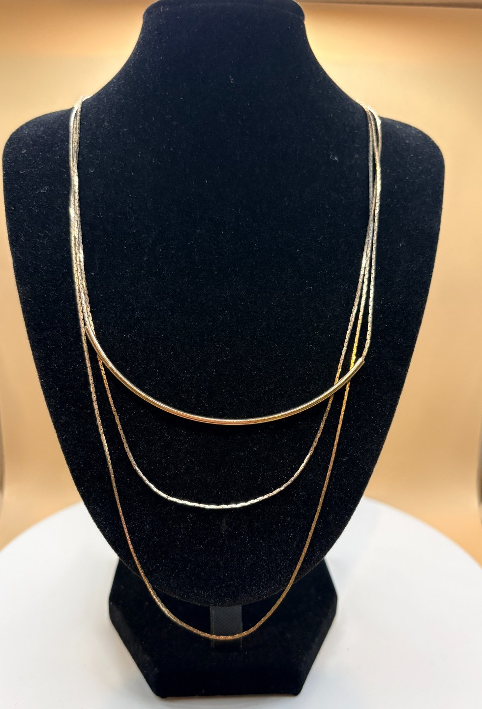 Gold Tone Triple Strand Layered Necklace Curved Bar Adjustable Unbranded Modern