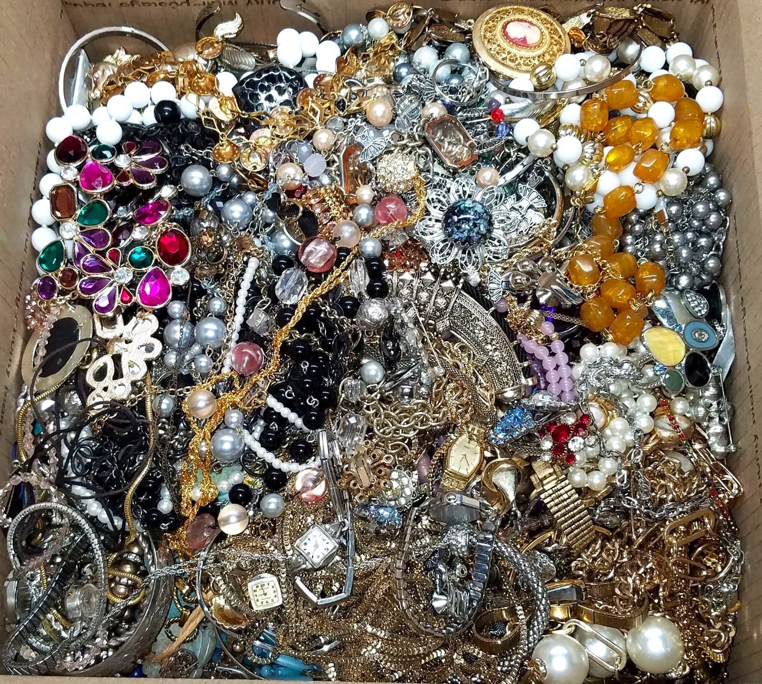 FREE SHIP! 5 Pound Lb Unsorted Huge Lot Vintage Jewelry Junk & Good Treasure