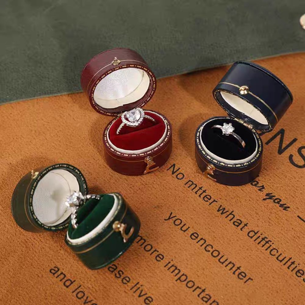 Luxury Vintage Leather Ring Boxes Engagement Wedding Ring Box Jewellery Case