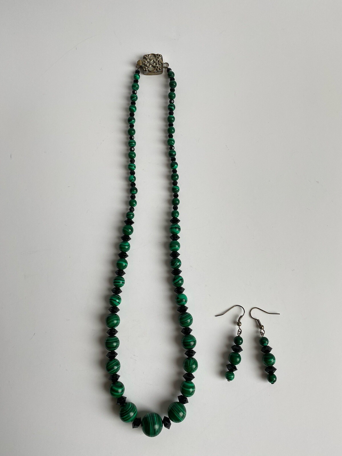 Malachite Gemstone Bead Necklace w/Black Crystals 22”L + Earrings EXCELLENT
