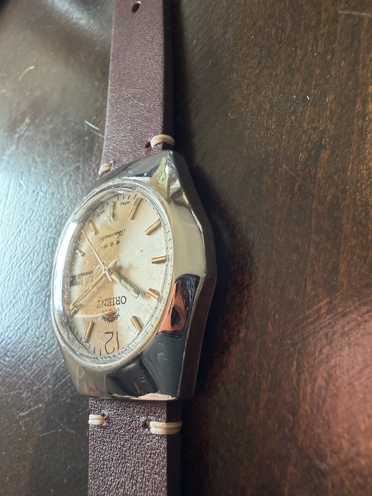 Vintage Orient Three Star Automatic Day Date Runs Great Silver Dial Japan