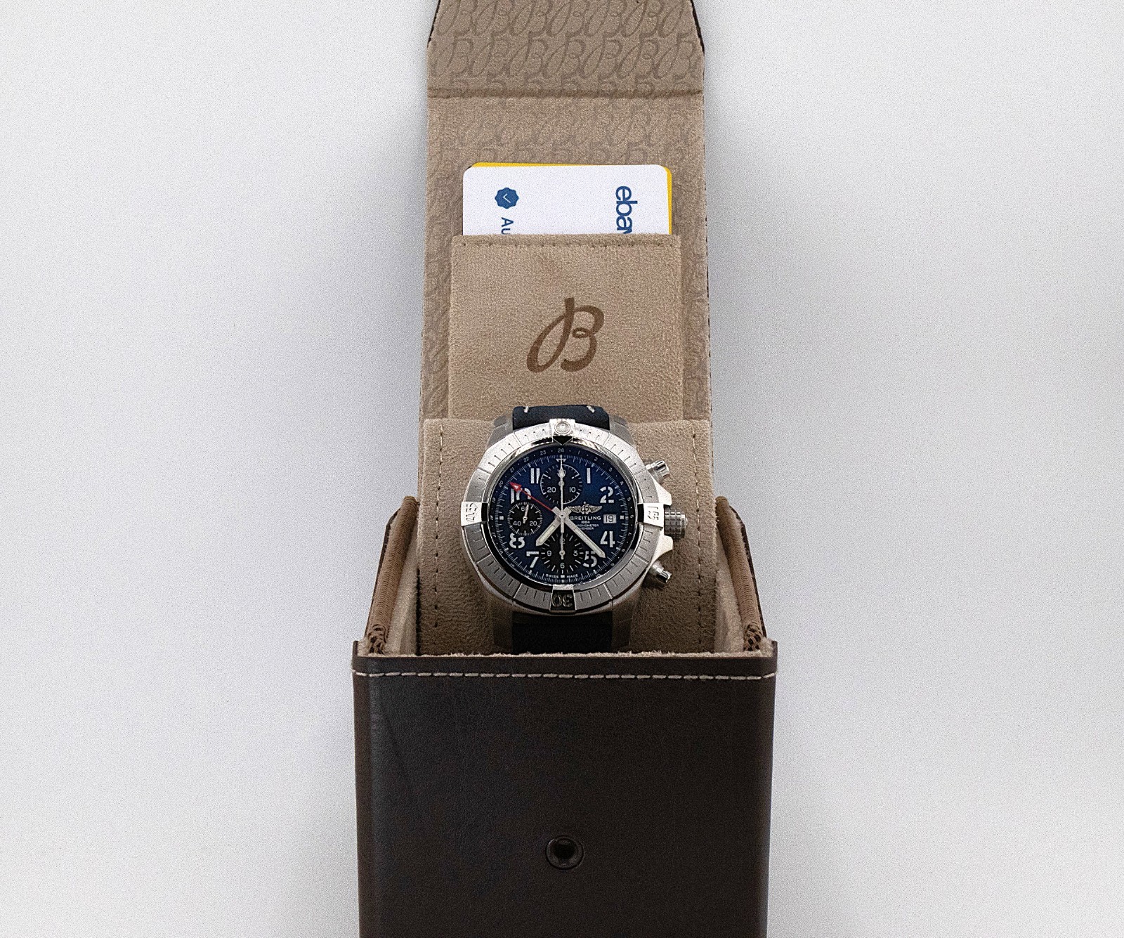 Breitling Avenger Chrono GMT 45mm A24315