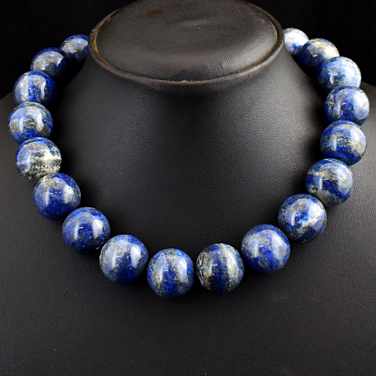 1372 Cts Earth Mined Blue Lapis Lazuli Round Shape Beads Necklace JK 07E297