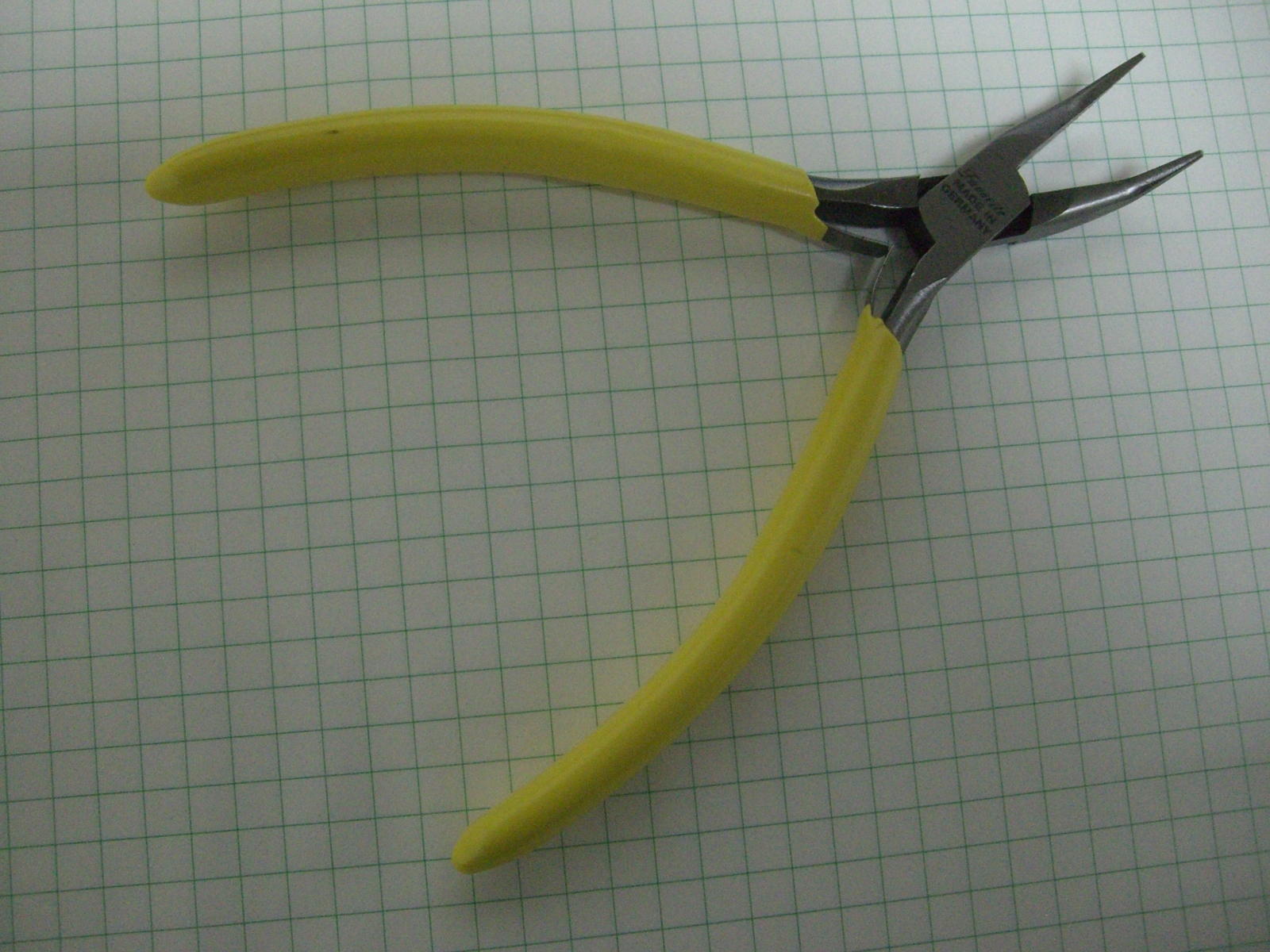 FavoriteUSA MINIATURE BENT NOSE SETTING PLIER SMOOTH JAWS 4-1/2″ HIGH QUALITY