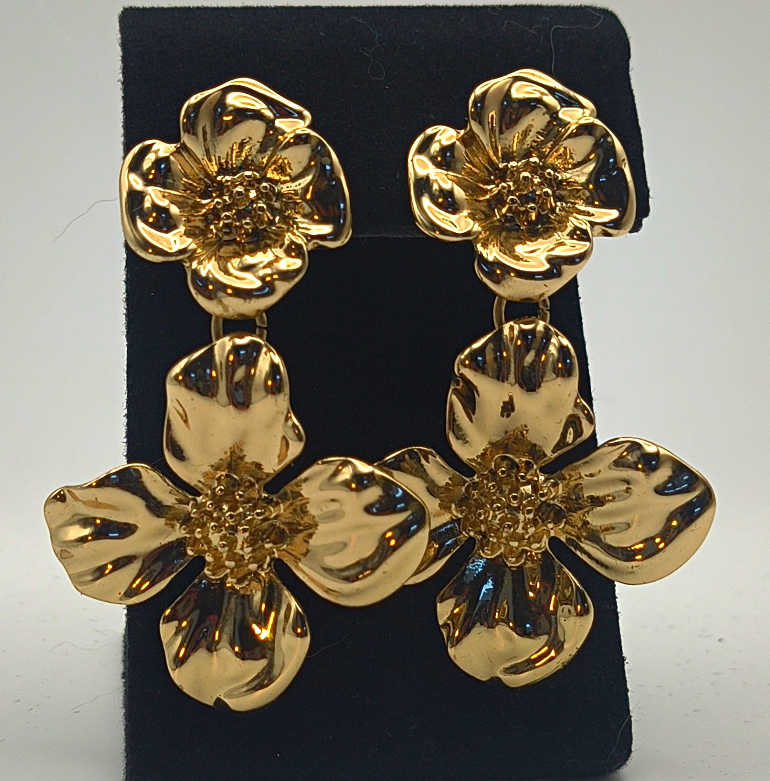 Gold Tone Metal Flower Dangle Drop Earrings Butterfly Closure No Stone