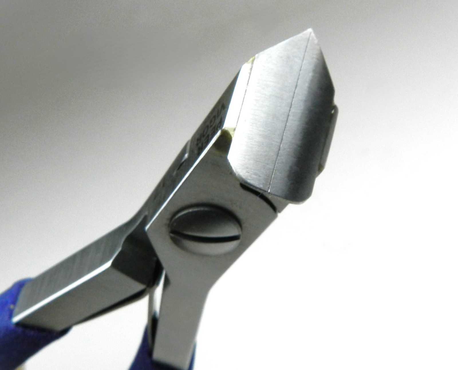 High Precision Flush Cutting Oblique Cutter by Peer Vigor Made in Switzerland