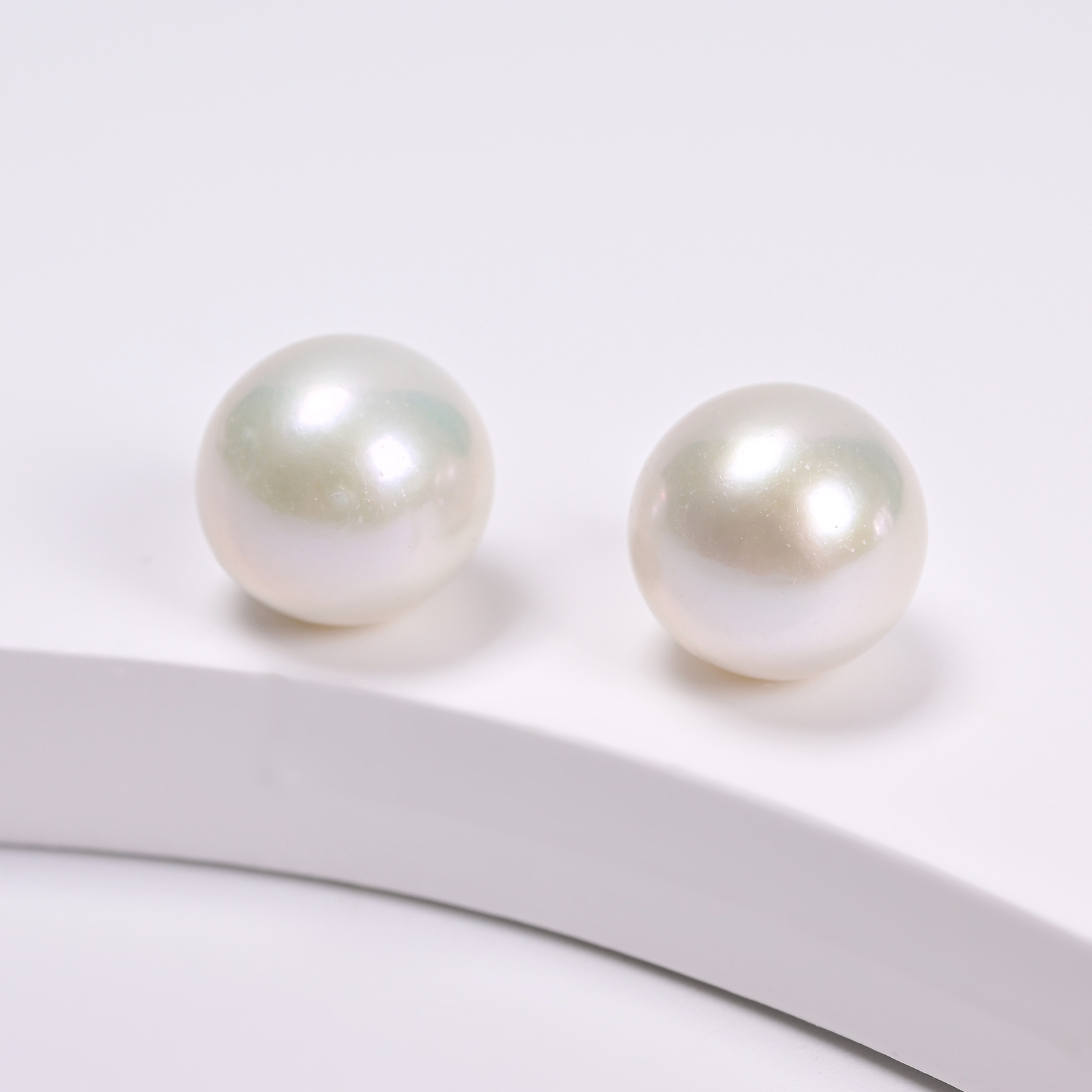 Fresh Water Edison Pearl Undrilled Round Beads Size 10-11mm Sold Per Pair