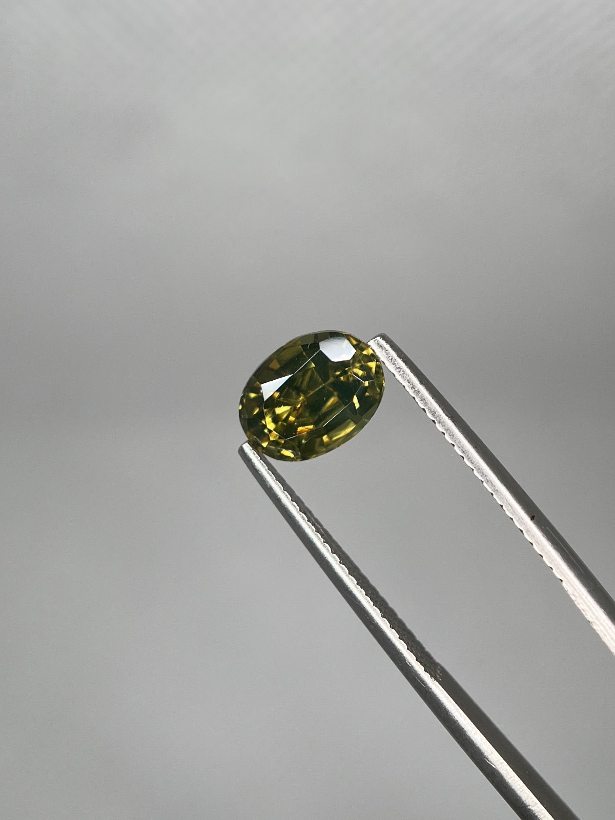 Natural Zircon Loupe Clean Oval Shape | Sri Lanka 🇱🇰 | 3ct +