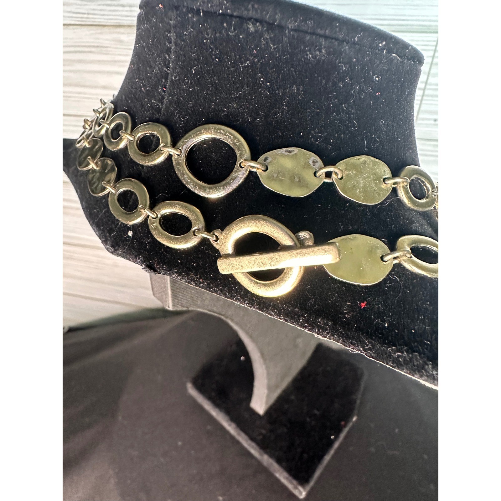 Premier Designs Layered Vintage Necklace Gold Hammered Disc Link Statement