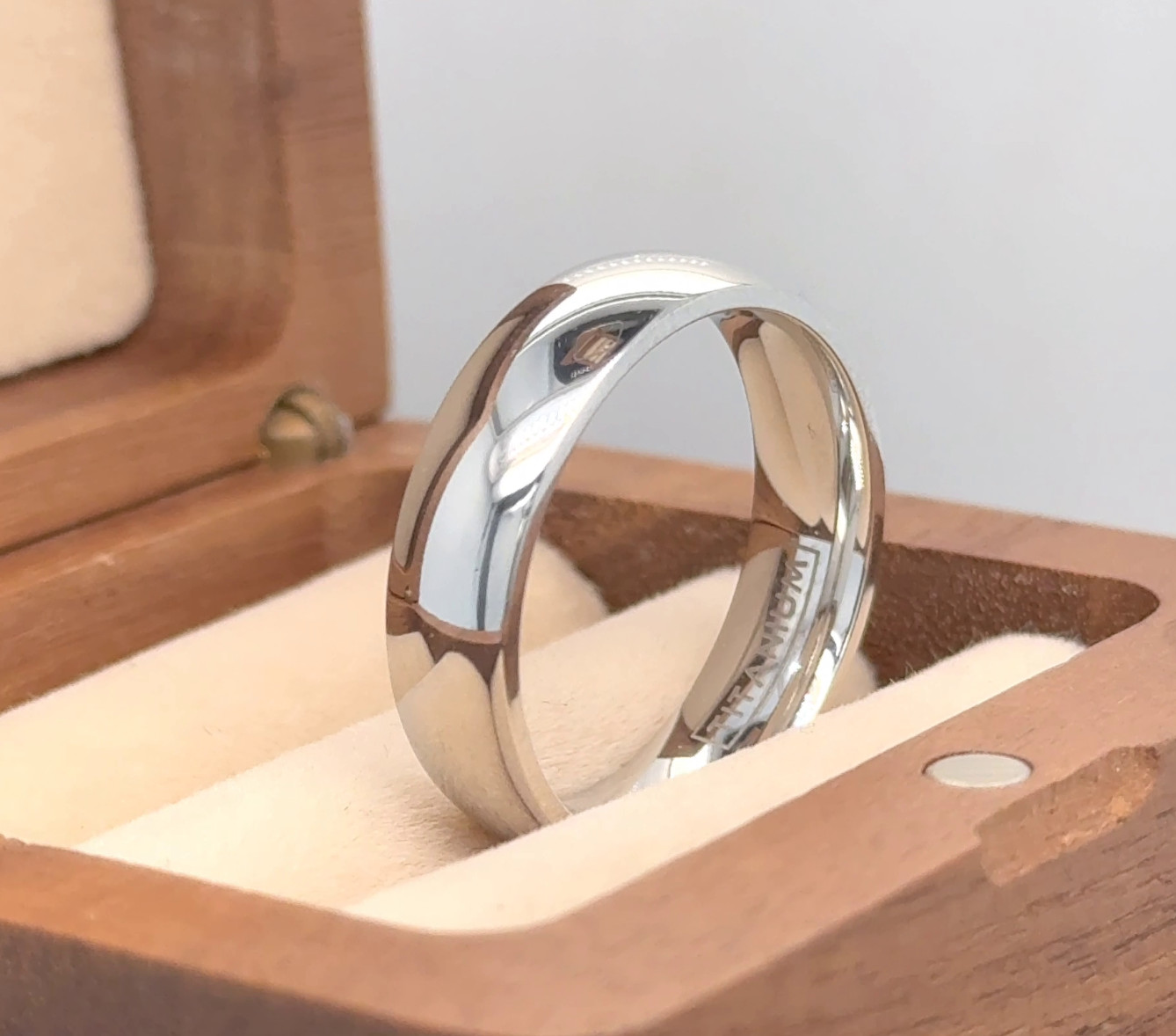 Mirror Polished Finish Ring Couple Ring Gifts 6mm Silver Titanium Promise Ring