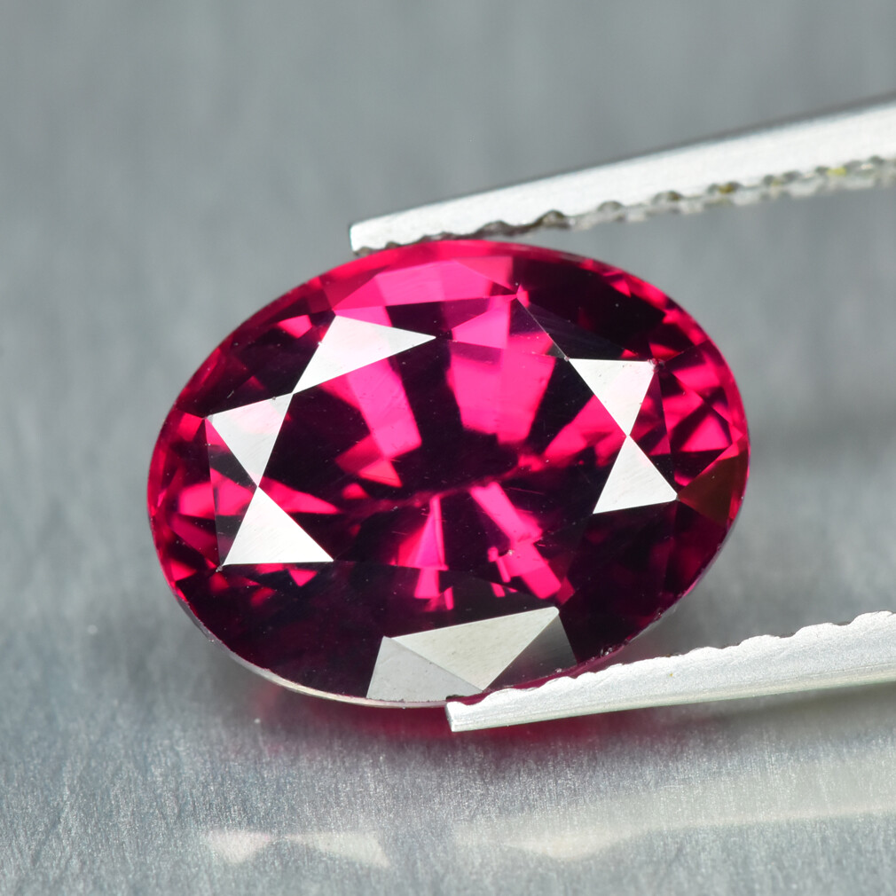 2.40Ct Very good Unheated AAA+ Pink Rhodolite Garnet _ Sri-Lanka