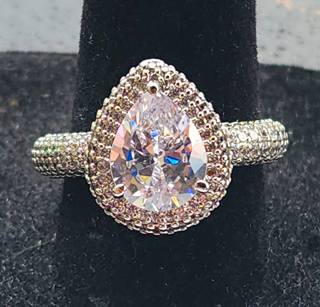 BP “Two Sides To The Story” RG42424 Sz 8 Rhodium Plated Diamond Cubic Zirconia