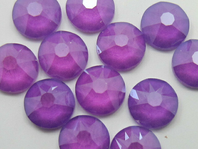 12ss NEON VIOLET (maxima) FLAT BACK PRECIOSA Rhinestones 1gr.