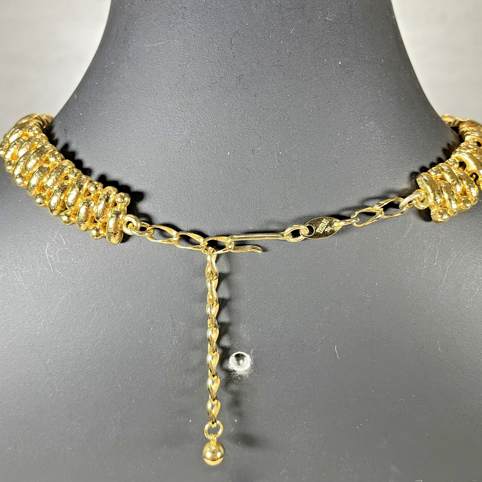 VTG Signed Trifari Gold Tone Statement Necklace Ribbed Link Collar Runway Glam