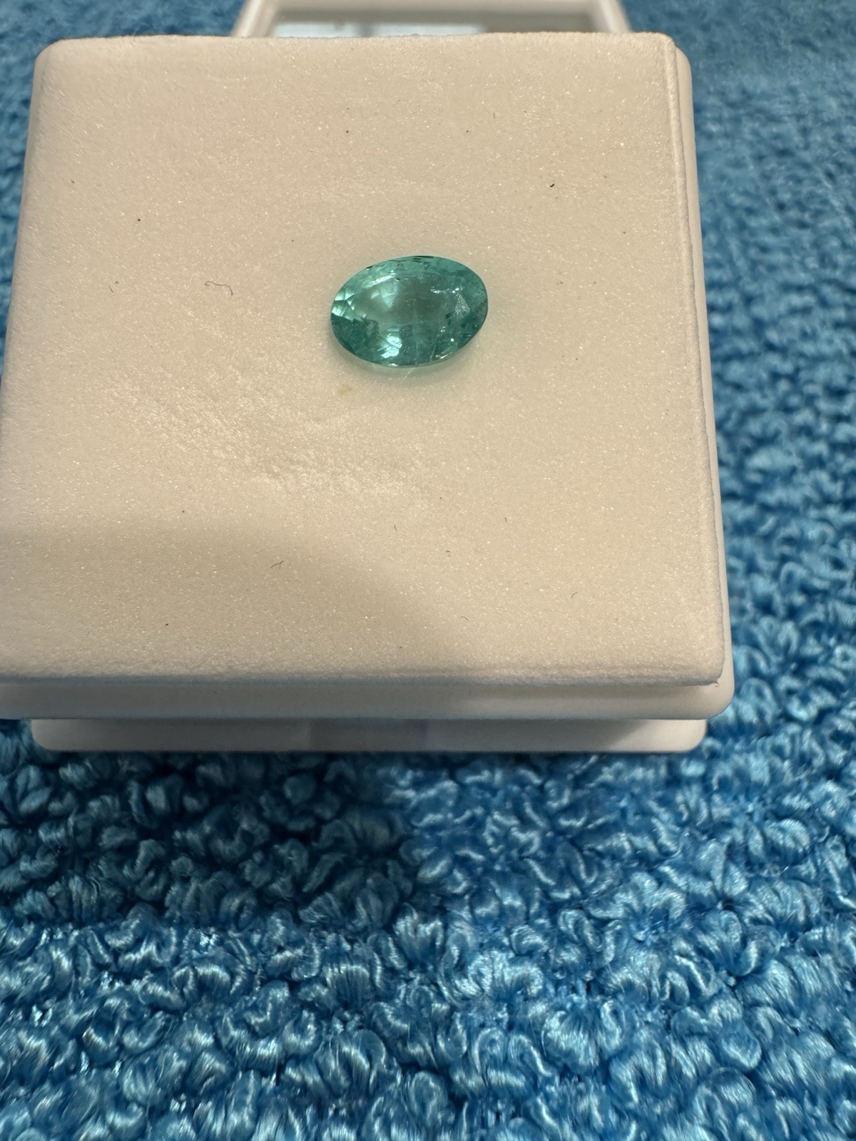 Vintage JTV Loose Colombian Emerald .75 Ct 7x5mm Oval Cut Natural