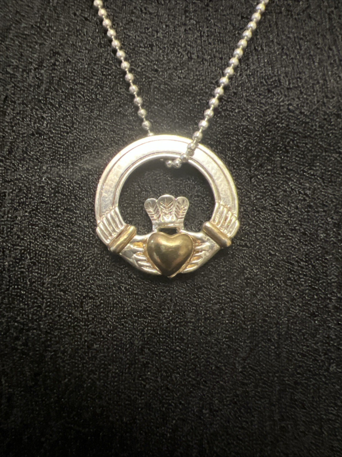 Celtic Claddagh Medallion Mixed Metals 16 Inch Traditional Friendship