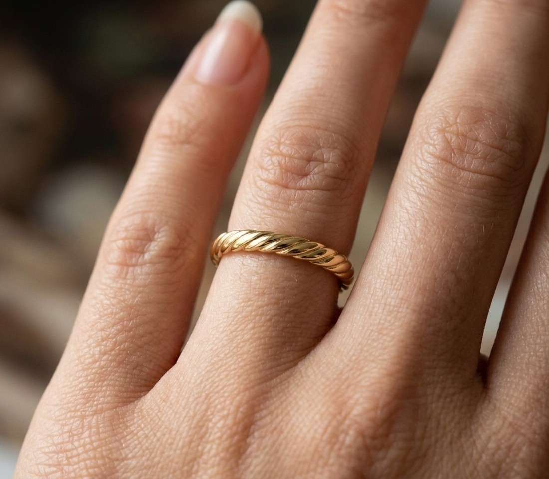Polished Twisted Ribbed Band Ring Real 10K Yellow Gold Sizes 7 8