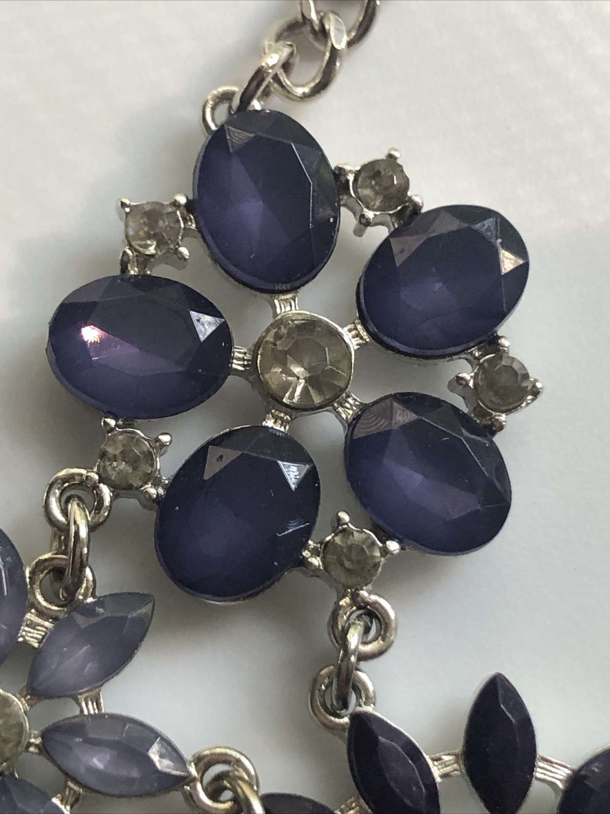 New York & Co Statement Jeweled necklace WITH FLAW Preowned Blue And Purple