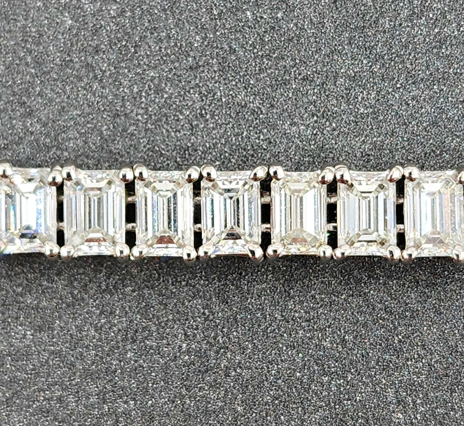 14.44 ct Emerald Cut Diamond Tennis Bracelet