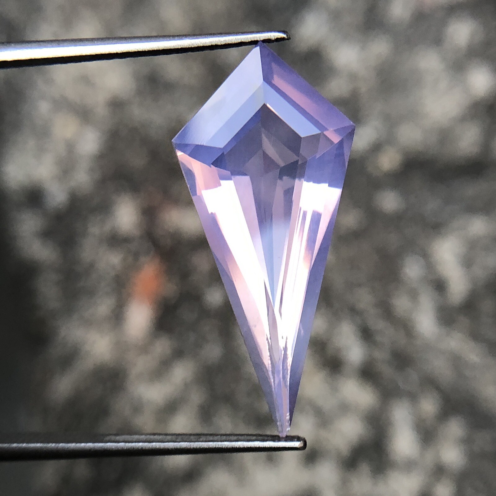 Natural 27 MM Lavender Quartz Kite Shape, 6.80 Carat Lavender Quartz
