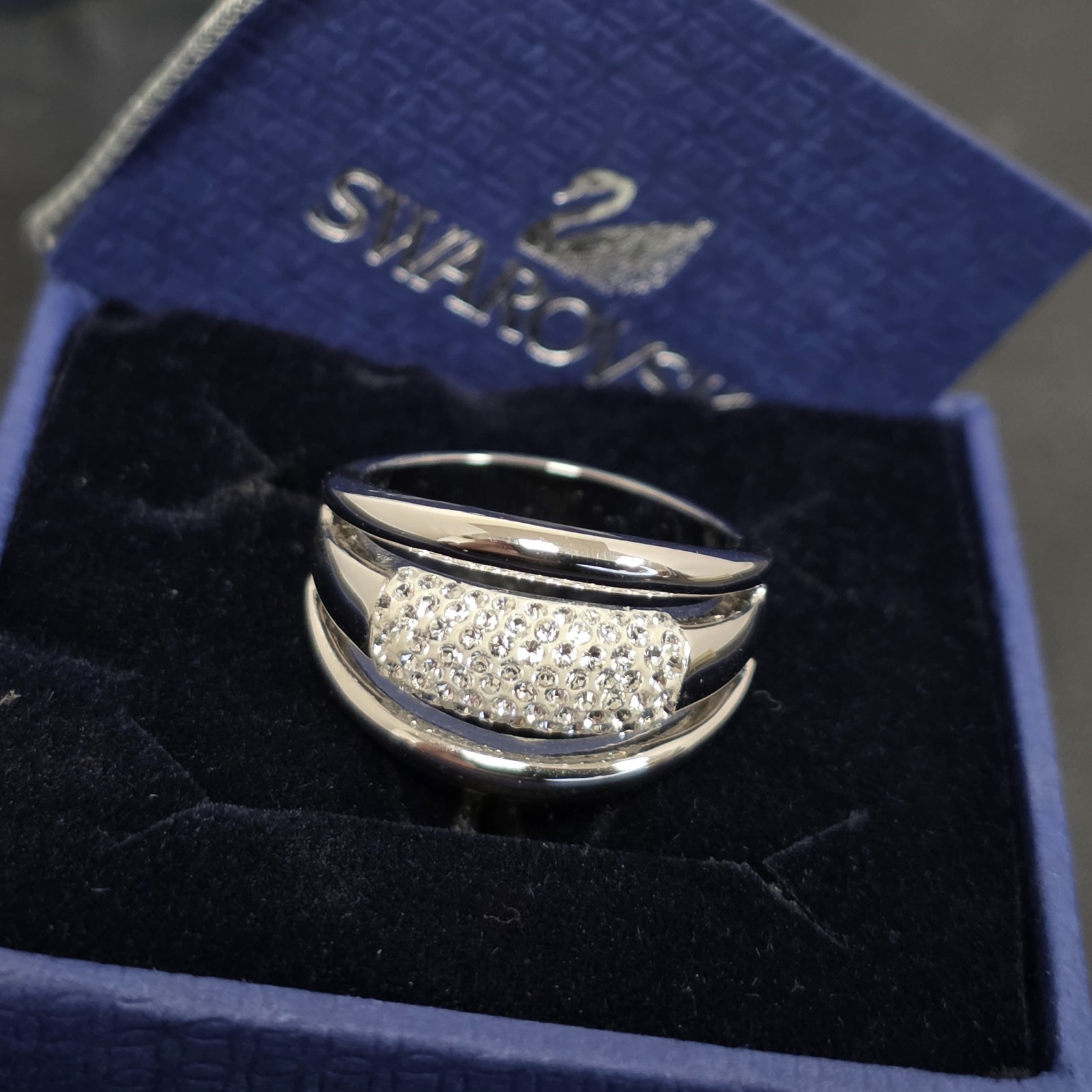 Swarovski Silver Pavé White Crystal Band Ring Size 52 MPN 5139697