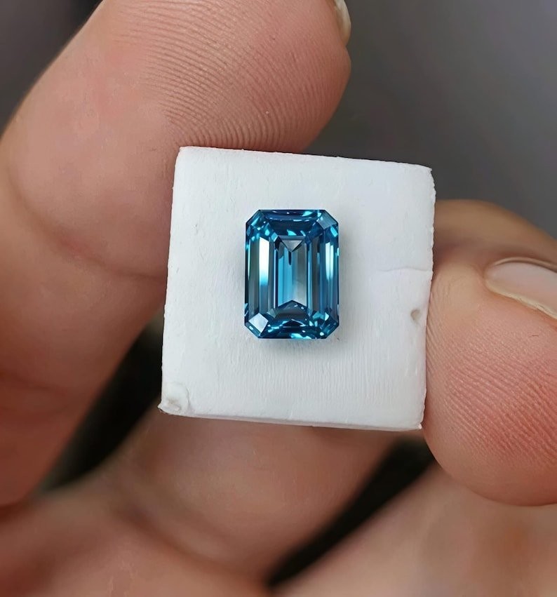 3.70 Ct vivid Blue Diamond Loose Emerald Cut VVS1 Grade Gemstone +1 gift